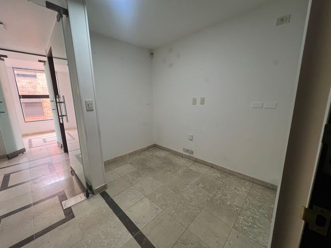 Oficina en  Arriendo en Usaquen, Bogotá - Miniatura 11