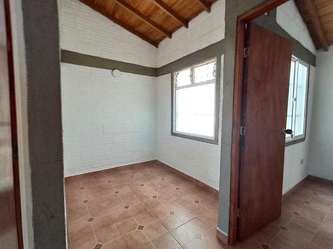 Casa en Arriendo en Puente pelaez, El Retiro - Miniatura 2