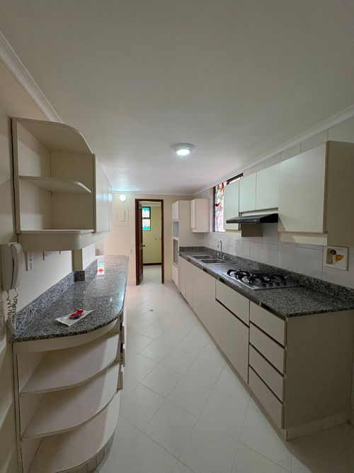 Casa en Arriendo en El Poblado, Medellín - Miniatura 6