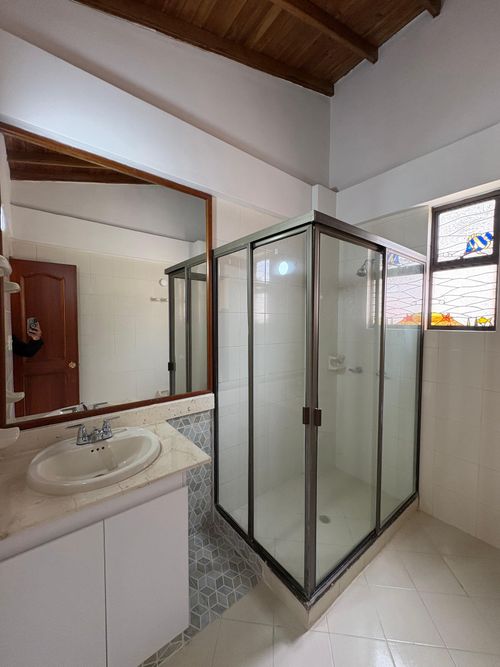 Casa en Arriendo en El Poblado, Medellín - Miniatura 10