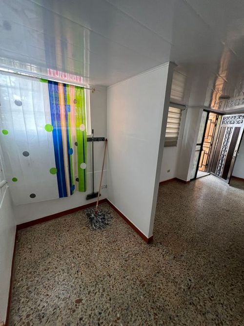 Apartaestudio en Arriendo en Los colores, Medellín - Miniatura 5