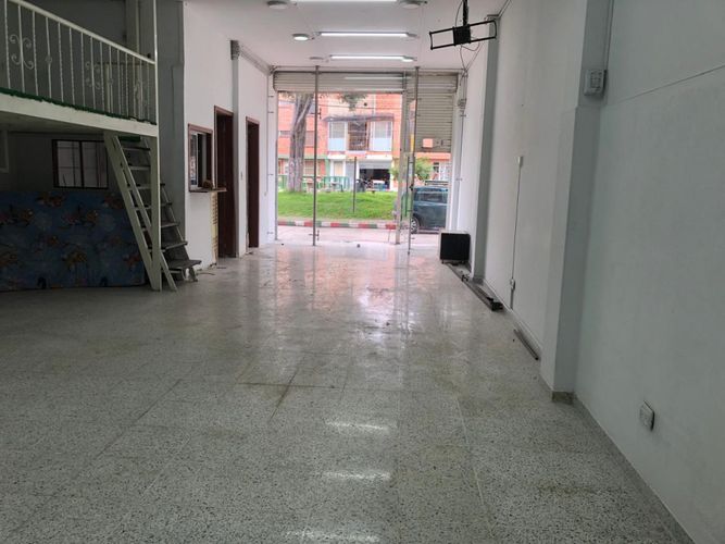 Local en Arriendo en Mirandela, Bogotá - Miniatura 2