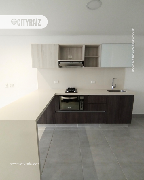 Apartaestudio en Arriendo en El Poblado, Medellín - Miniatura 9