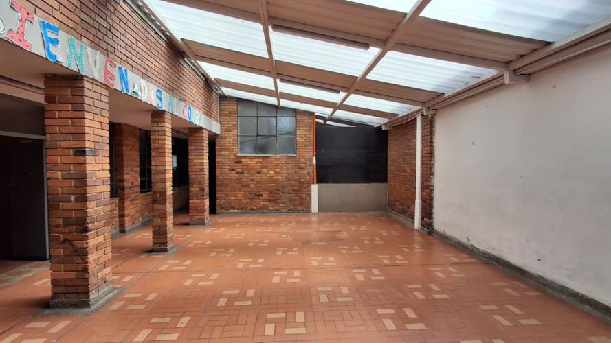Edificio en Venta en San jose sur, Bogotá - Miniatura 2