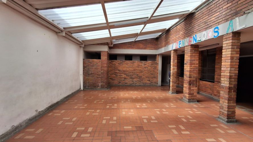 Edificio en Venta en San jose sur, Bogotá - Miniatura 4