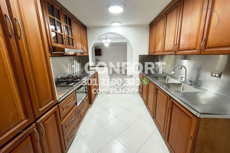 Casa en Arriendo en Loma del Escobero, Envigado - Miniatura 6