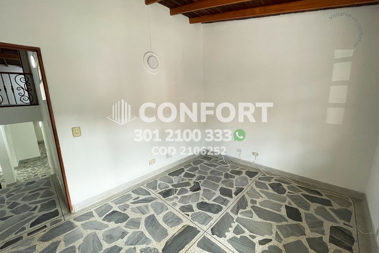 Casa en Arriendo en Loma del Escobero, Envigado - Miniatura 11