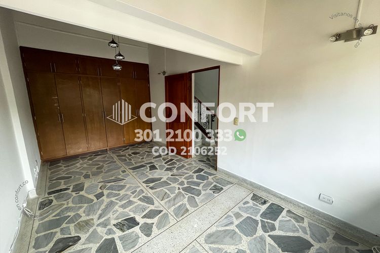 Casa en Arriendo en Loma del Escobero, Envigado - Miniatura 16