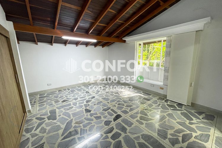 Casa en Arriendo en Loma del Escobero, Envigado - Miniatura 19