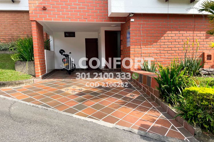 Casa en Arriendo en Loma del Escobero, Envigado - Miniatura 26