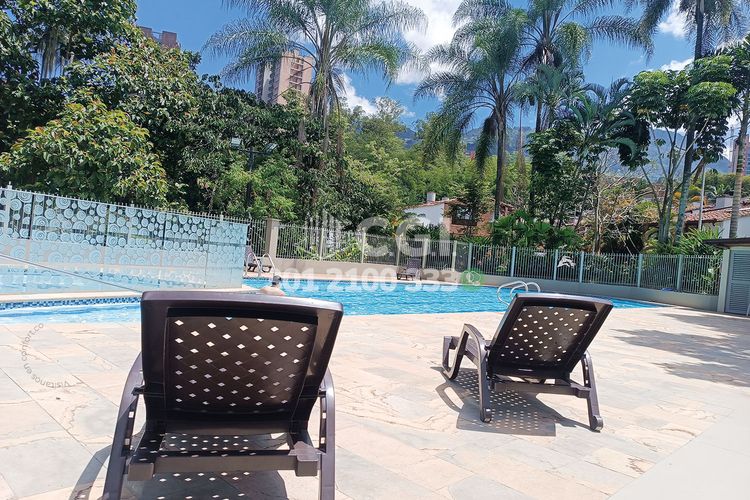 Casa en Arriendo en Loma del Escobero, Envigado - Miniatura 29
