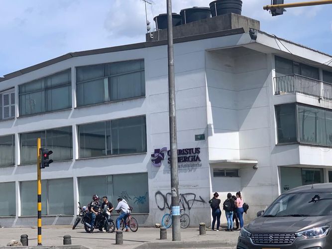 Edificio en Arriendo en Montevideo, Bogotá - Miniatura 3