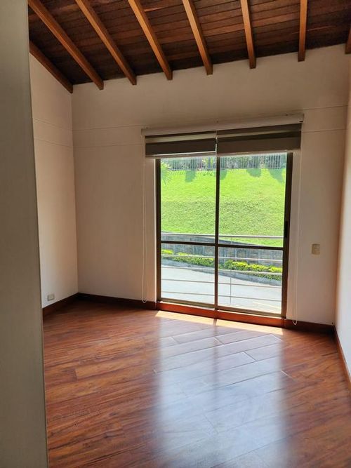 Casa en Arriendo en Loma del Chocho, Envigado - Miniatura 5