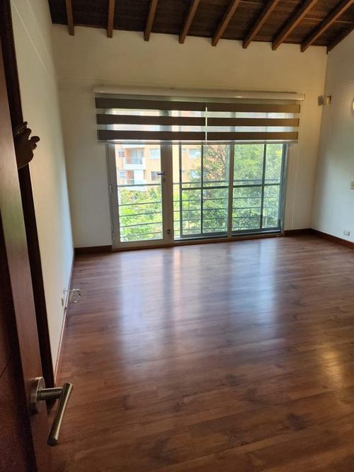 Casa en Arriendo en Loma del Chocho, Envigado - Miniatura 8