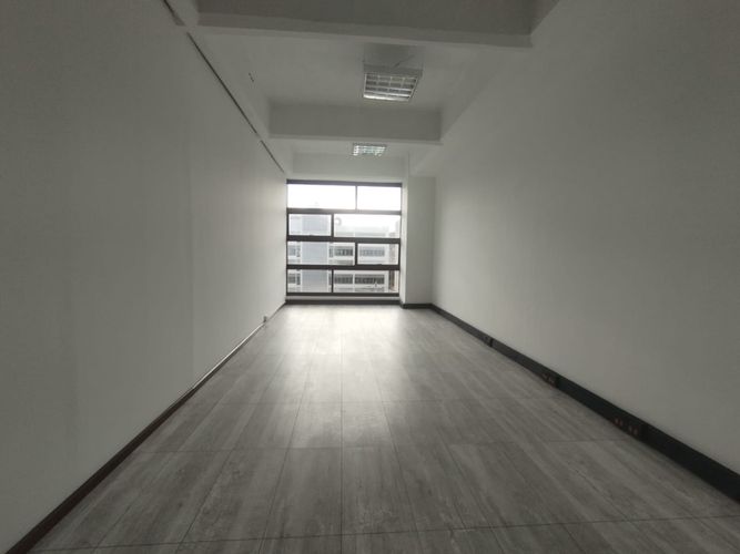 Oficina en Arriendo en Chico norte, Bogotá - Miniatura 3