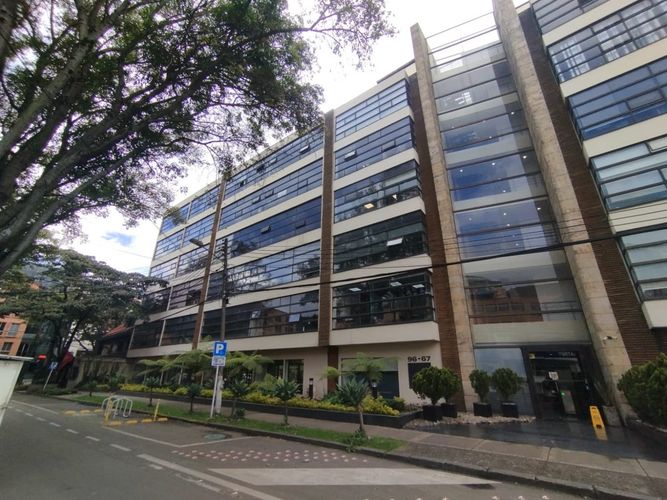 Oficina en Arriendo en Chico norte, Bogotá - Miniatura 12