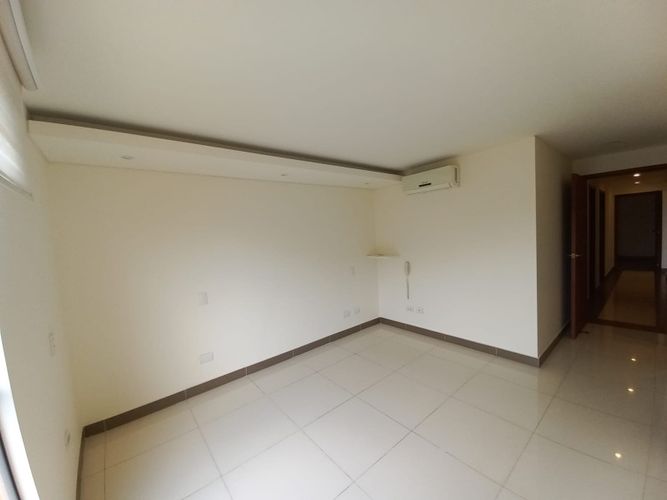 Apartamento en Venta en Tequendama, Cali - Miniatura 2
