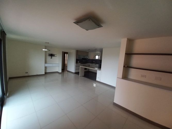 Apartamento en Venta en Tequendama, Cali - Miniatura 4
