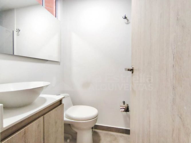 Apartamento en Arriendo en Las Lomitas, Sabaneta - Miniatura 8