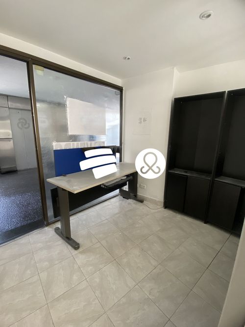 Local en Venta en Santa Barbara, Bogotá - Miniatura 2