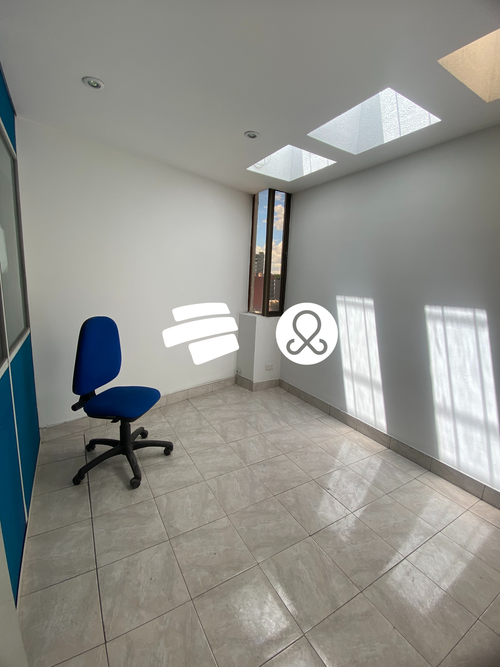 Local en Venta en Santa Barbara, Bogotá - Miniatura 3