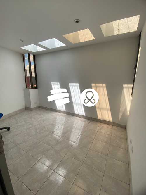 Local en Venta en Santa Barbara, Bogotá - Miniatura 4