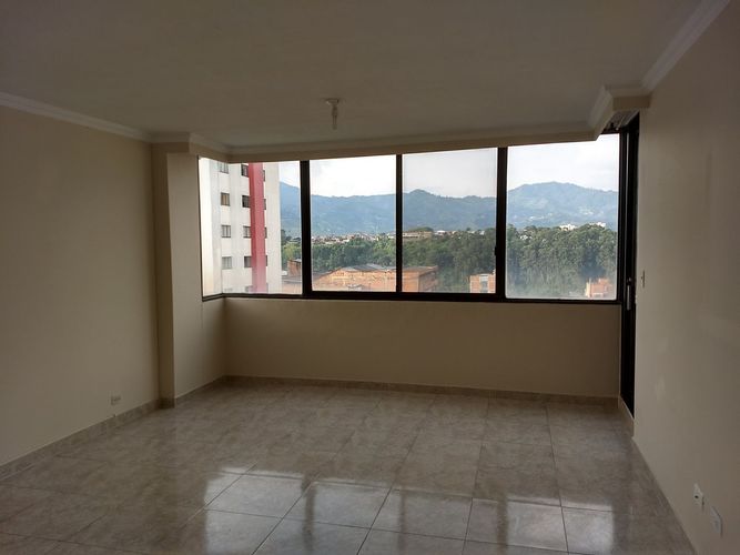 Apartamento en Arriendo en Pereira - Miniatura 2