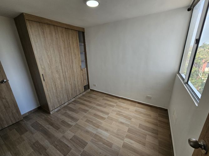 Apartamento en Venta en Ciudad 2000, Cali - Miniatura 11
