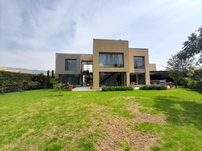 Casa en arriendo en Cota - Miniatura 2