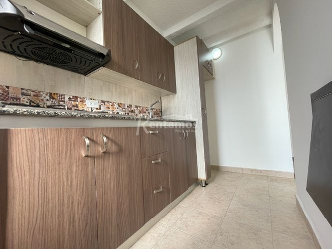 Apartamento en Arriendo en Loma del Escobero, Envigado - Miniatura 2