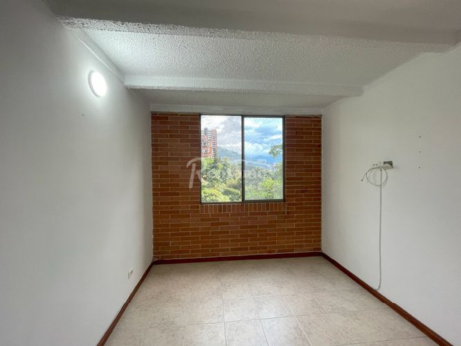 Apartamento en Arriendo en Loma del Escobero, Envigado - Miniatura 13