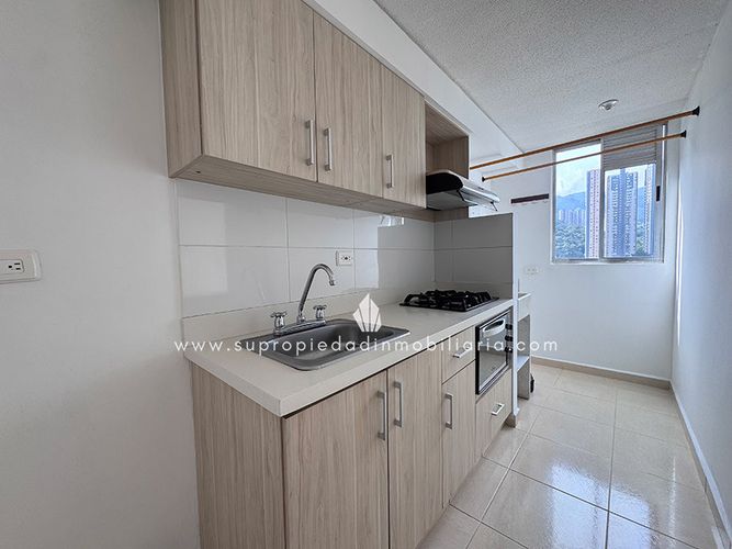 Apartamento en Arriendo en Aves Maria, Sabaneta - Miniatura 4