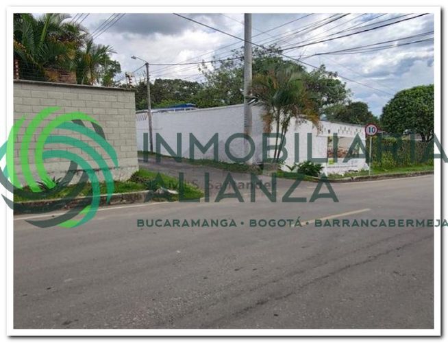 Finca en venta en Ruitoque, Piedecuesta - Miniatura 2