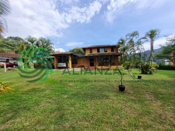 Finca en venta en Floridablanca - Imagen 1