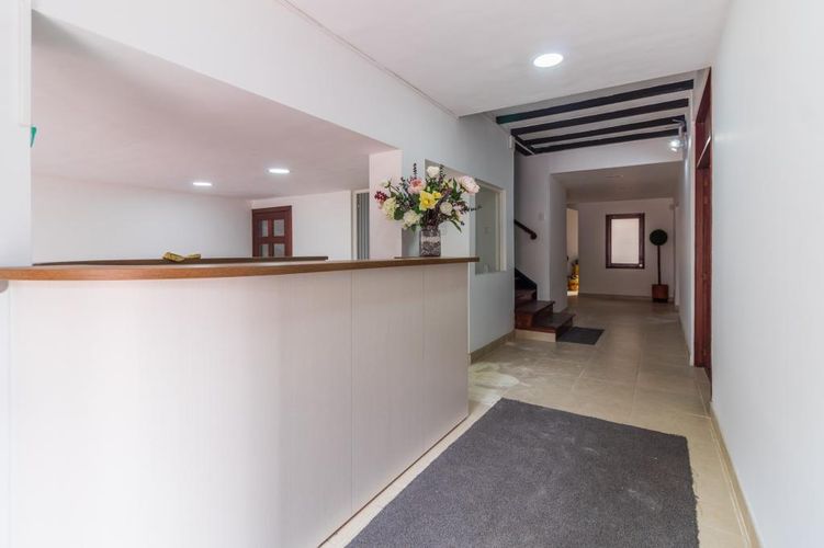 Oficina en arriendo en Quinta camacho, Bogotá - Miniatura 2