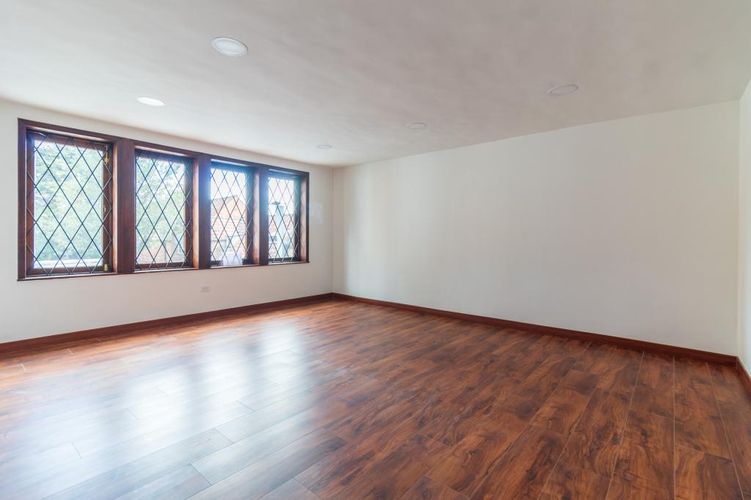 Oficina en arriendo en Quinta camacho, Bogotá - Miniatura 3