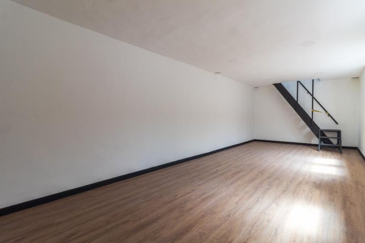 Oficina en arriendo en Quinta camacho, Bogotá - Miniatura 5