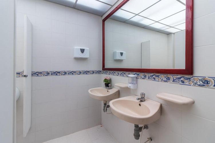 Oficina en arriendo en Quinta camacho, Bogotá - Miniatura 10