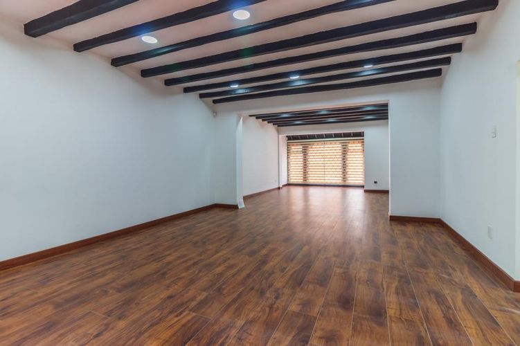 Oficina en arriendo en Quinta camacho, Bogotá - Miniatura 29
