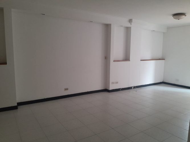 Apartaestudio en Arriendo en Suramericana, Medellín - Miniatura 2
