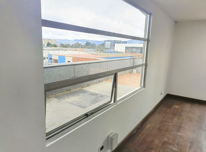 Oficina en Arriendo en Fontibon, Bogotá - Miniatura 7
