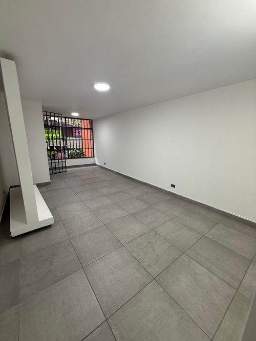 Oficina en Arriendo en Laureles, Medellín - Imagen 1