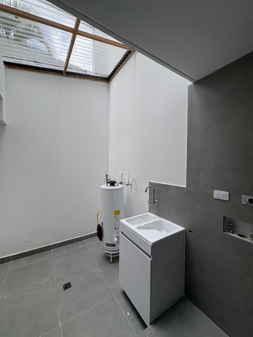 Casa en Arriendo en Medellín - Miniatura 16