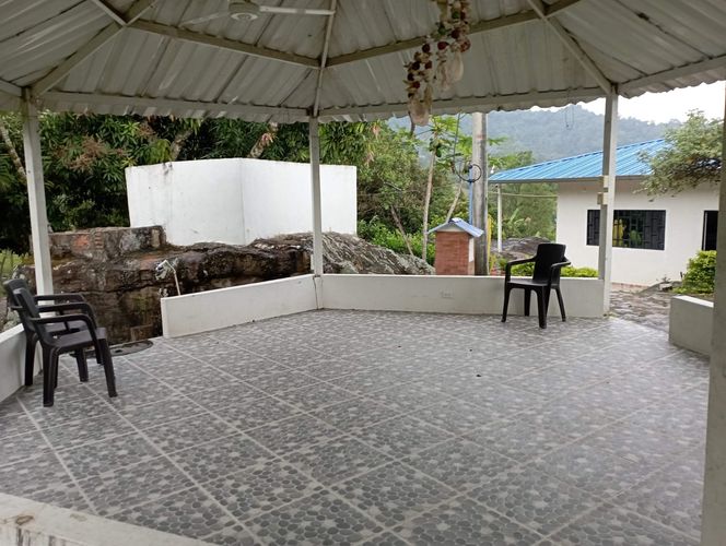 Finca en Arriendo en San antonio del tequendama - Miniatura 5