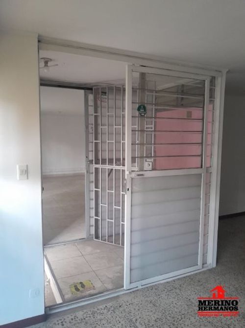 Local en  Arriendo en Laureles, Medellín - Miniatura 15