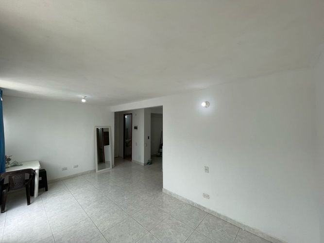 Apartamento en Venta en Guabinas, Yumbo - Miniatura 8
