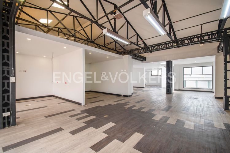 Local en  Venta en Santa Barbara, Bogotá - Miniatura 3