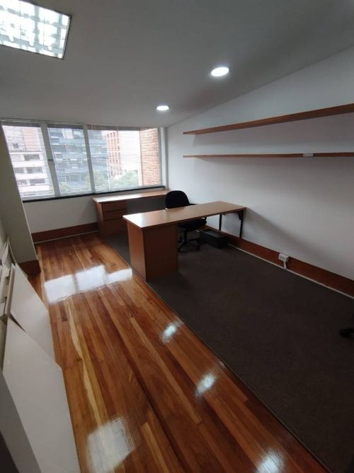 Oficina en  Arriendo en Antiguo country, Bogotá - Miniatura 13