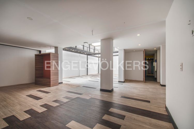 Local en  Venta en Santa Barbara, Bogotá - Miniatura 6