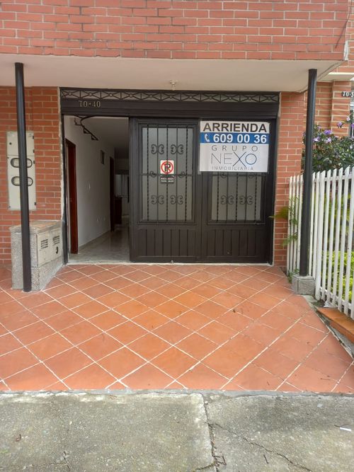 Casa en Arriendo en Laureles, Medellín - Imagen 1